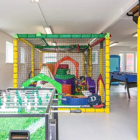 Dom wakacyjny 4 Star In Henne *