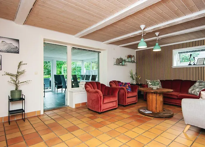 4 Star In Henne * Henne Strand