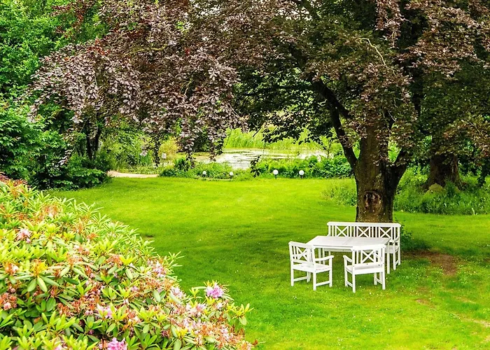 4 Star In Henne Feriehus *