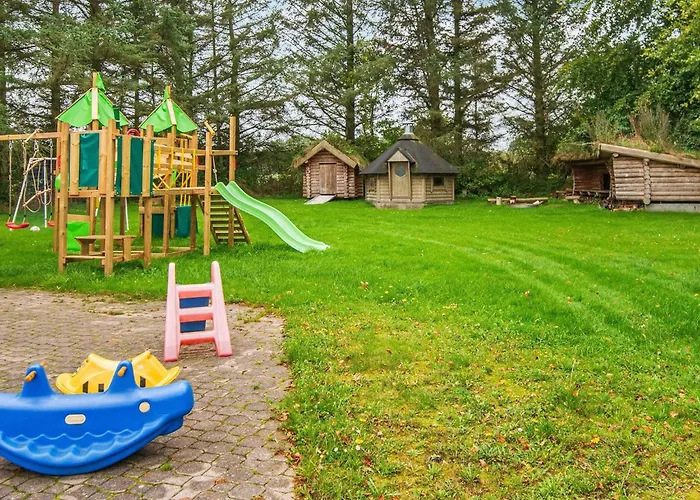 Feriehus 4 Star In Henne