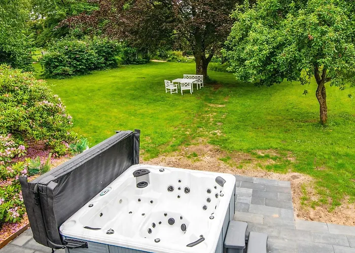 4 Star In Henne Henne Strand